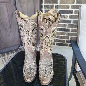 Woman's cowboy boots